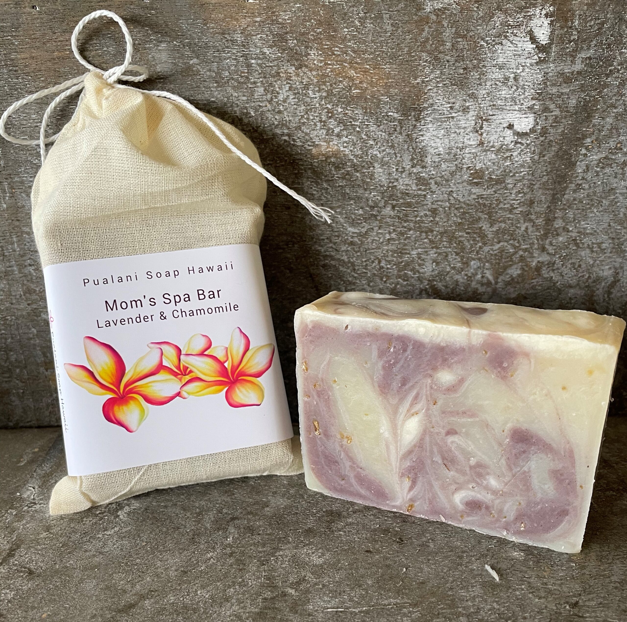 4oz Soap Gift Set with Hawaiian Beeswax Lip Balm - Image 9