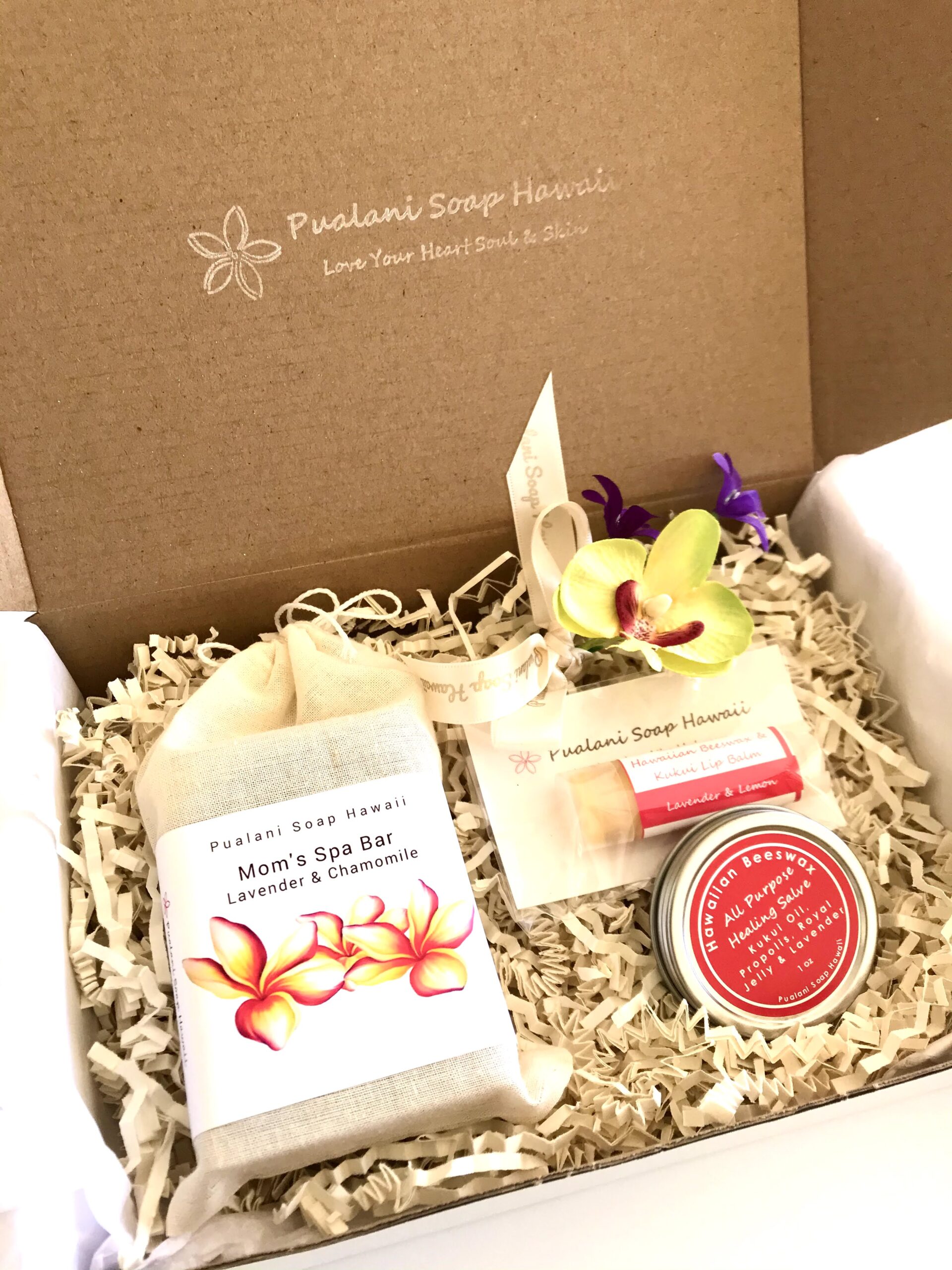 Hawaiian Soap Gift Box with Beeswax Salve and Lip Balm - Image 5