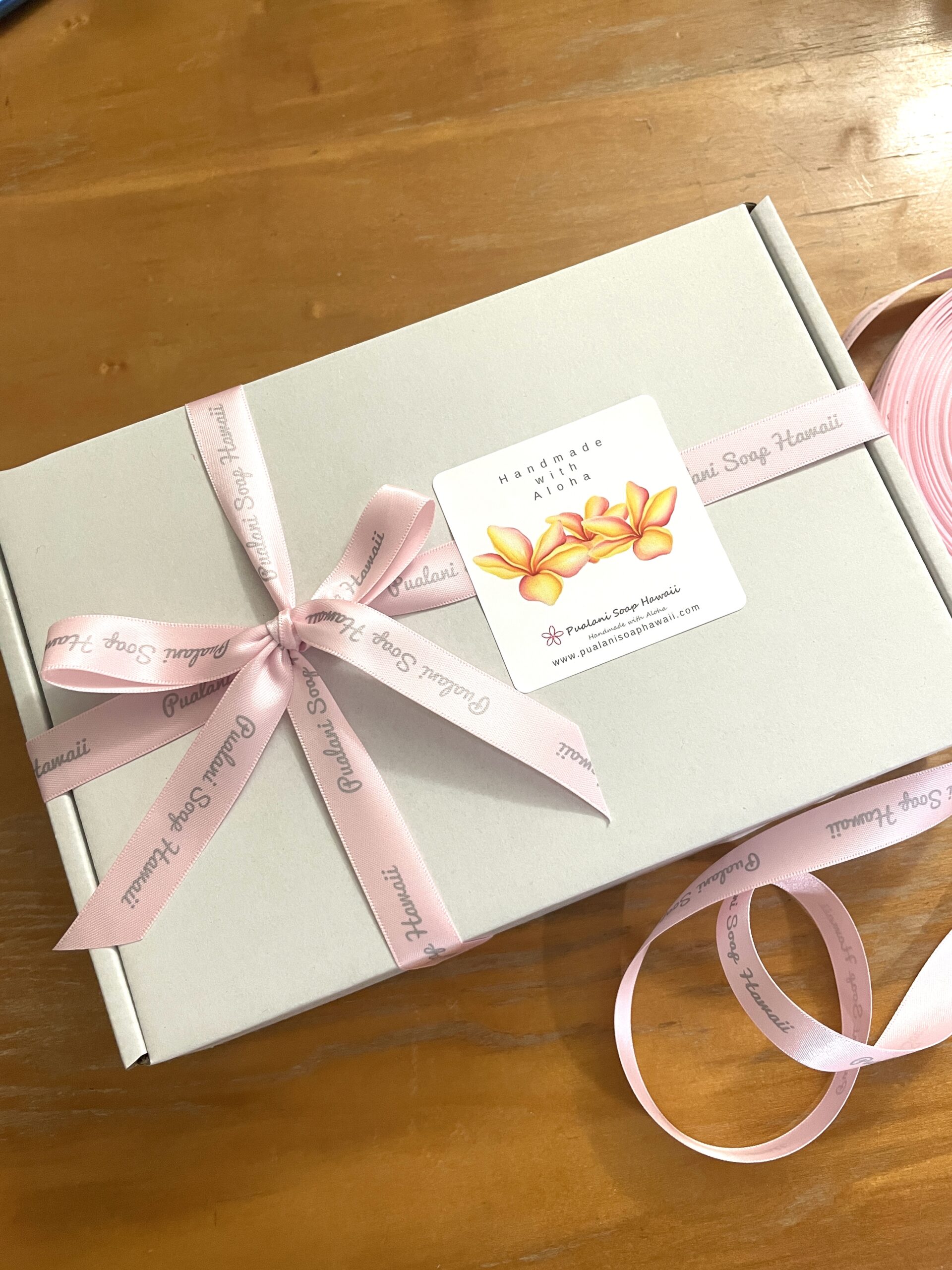 Hawaiian Ocean Salt Soap Set with Hawaiian Beeswax Salve and Lip Balm - Image 5