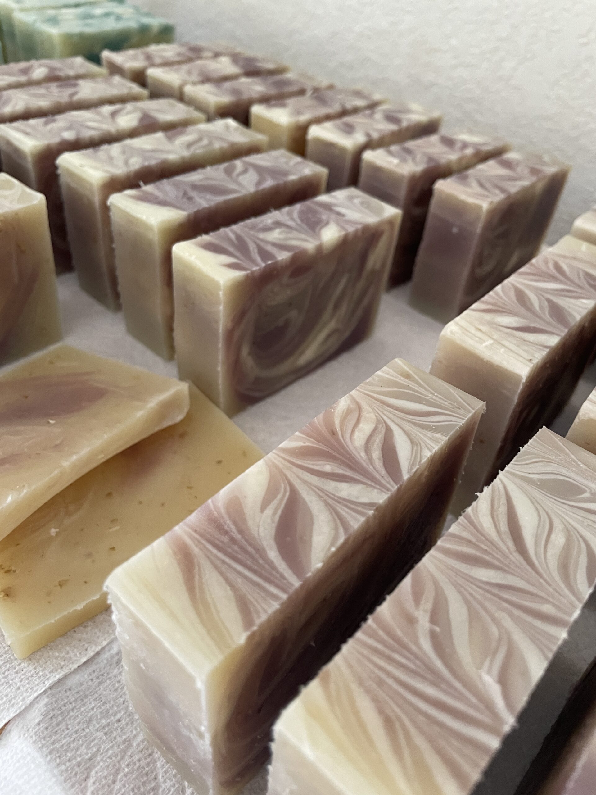 Mom’s Spa Bar with Lavender & Chamomile 2oz & 4oz - Image 4