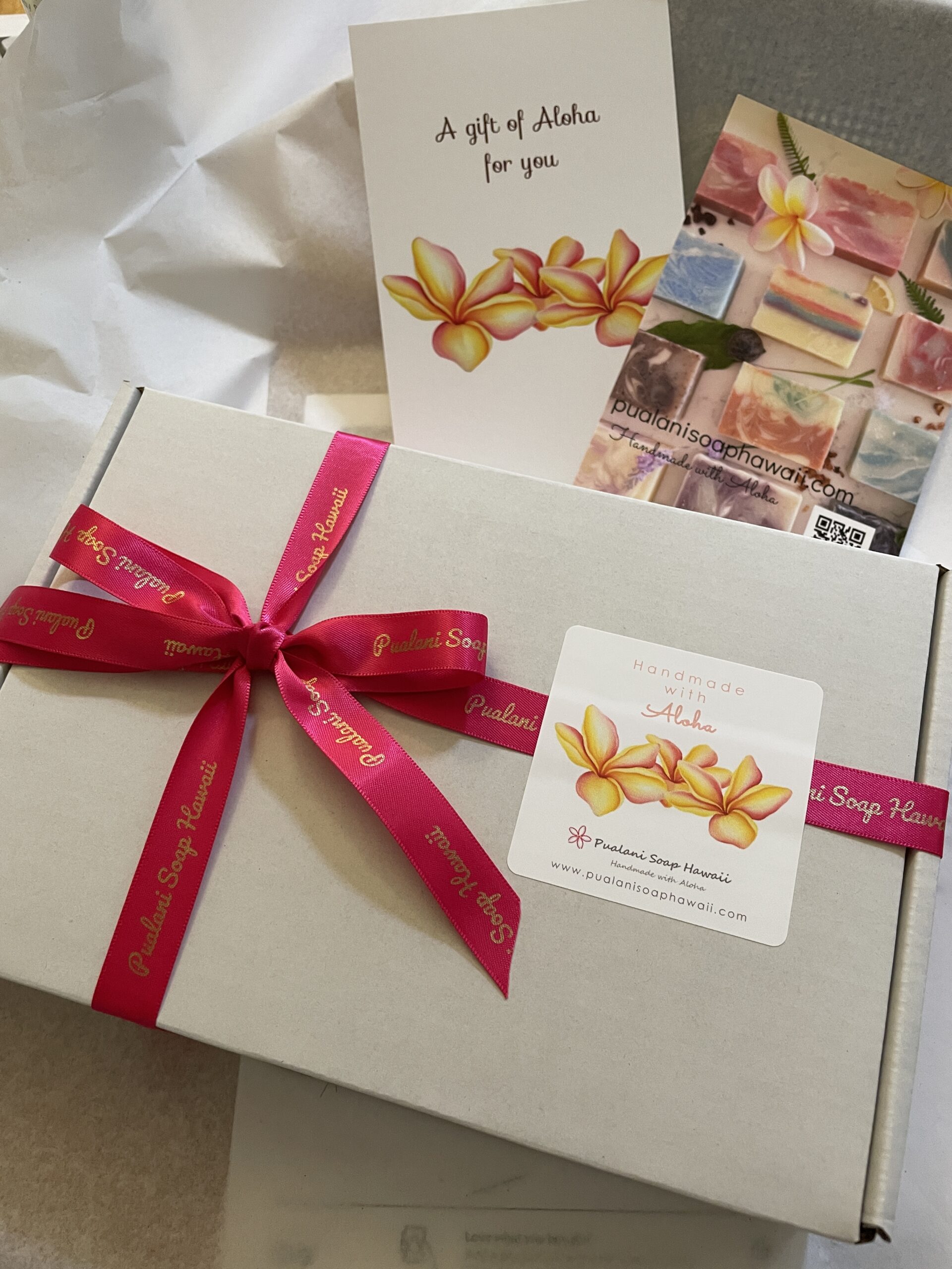 Hawaiian Ocean Salt Soap Set with Hawaiian Beeswax Salve and Lip Balm - Image 6