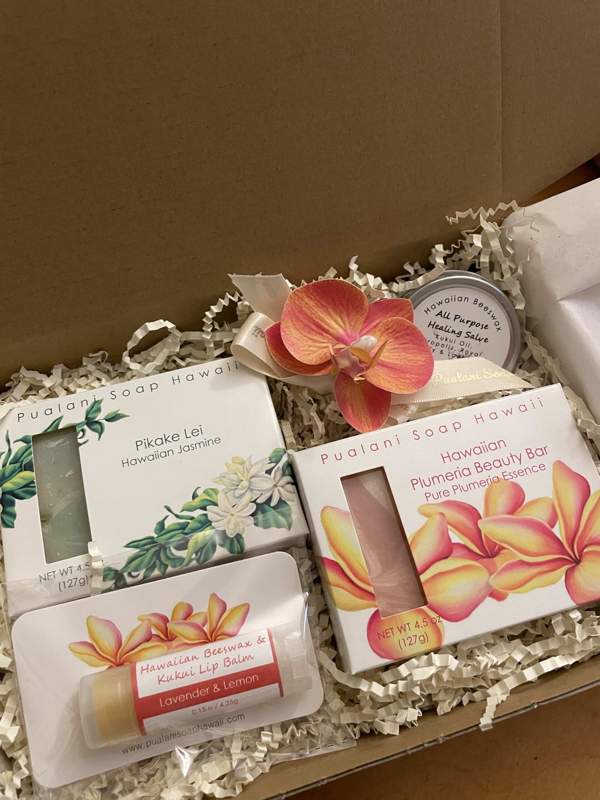 Hawaiian Flower Soap Set with Hawaiian Beeswax Salve and Lip Balm - Image 2